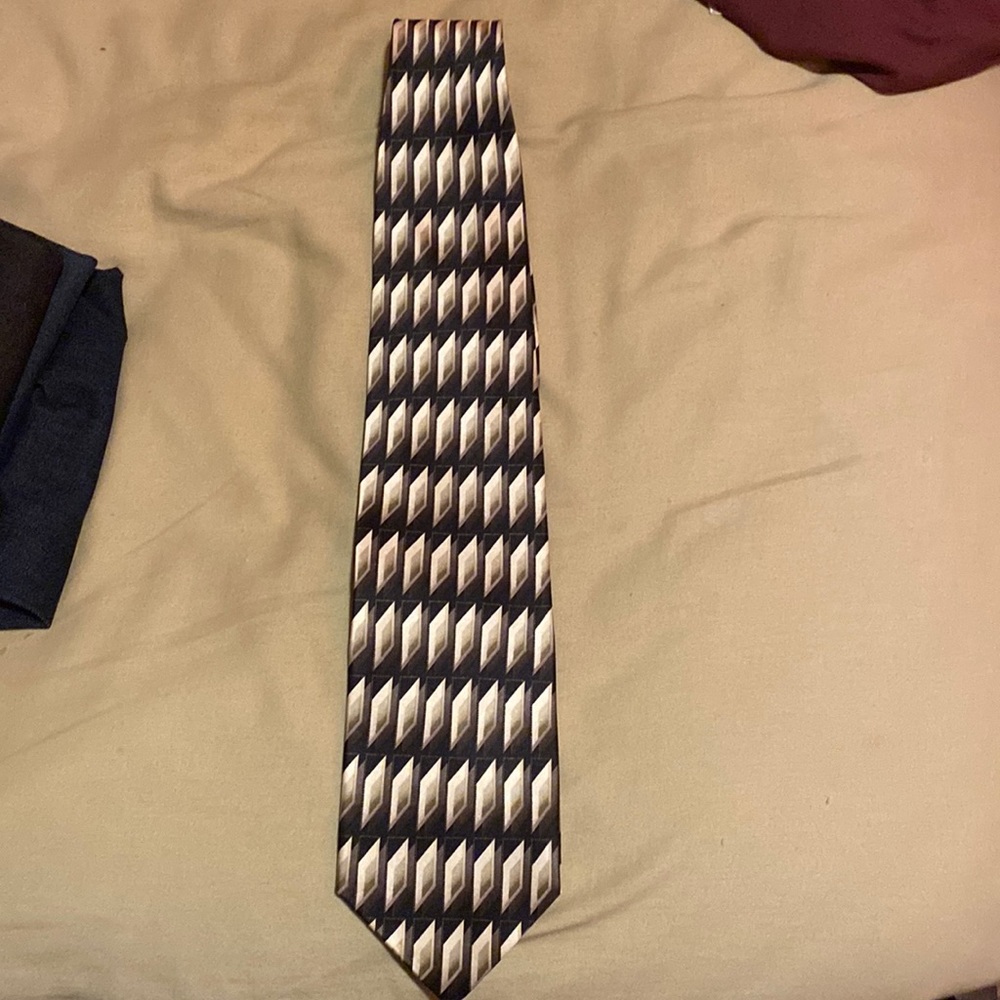 Croft and barrow tie